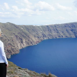 Im Höhenrausch – Wandern entlang Santorins Kraterrand